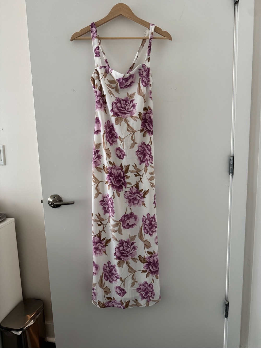 Abercrombie pink and white midi dress